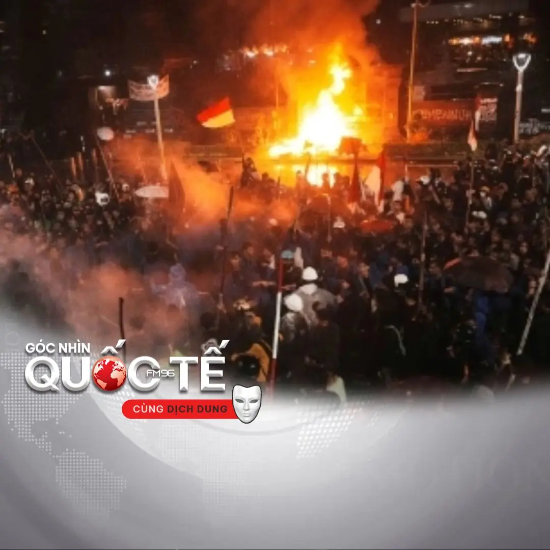 Bạo loạn quá mức ở Indonesia